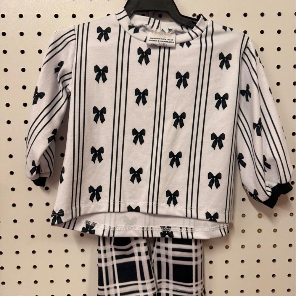 Bow and plaid set